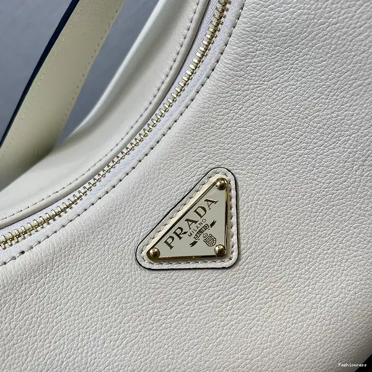 Fashionrepsfam ru Bags 2407YZ0073 Prada 0805
